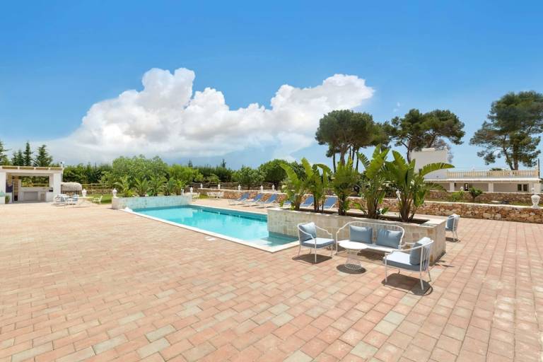 Villa Torre Santa Susanna