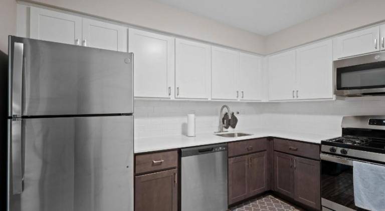 Charming Rochester Retreat Cozy & Stylish Stay — photo 5