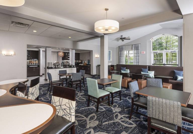 Homewood Suites by Hilton Portland — photo 4