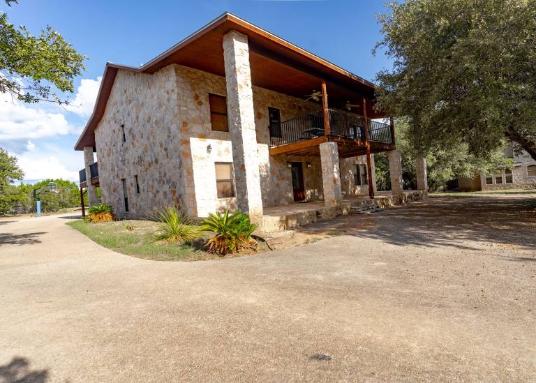 House  Concan