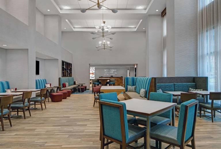 Hampton Inn & Suites by Hilton Farmers Branch Dallas — photo 3
