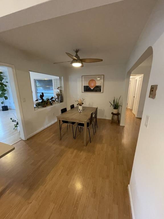 House with patio & yard — photo 5