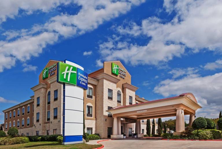 Holiday Inn Express Hotel & Suites Victoria By IHG in Victoria, TX