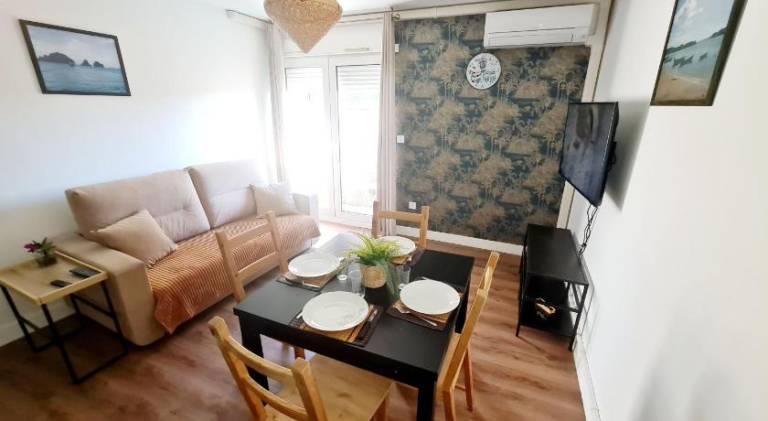Rental apartment with terrace — photo 2