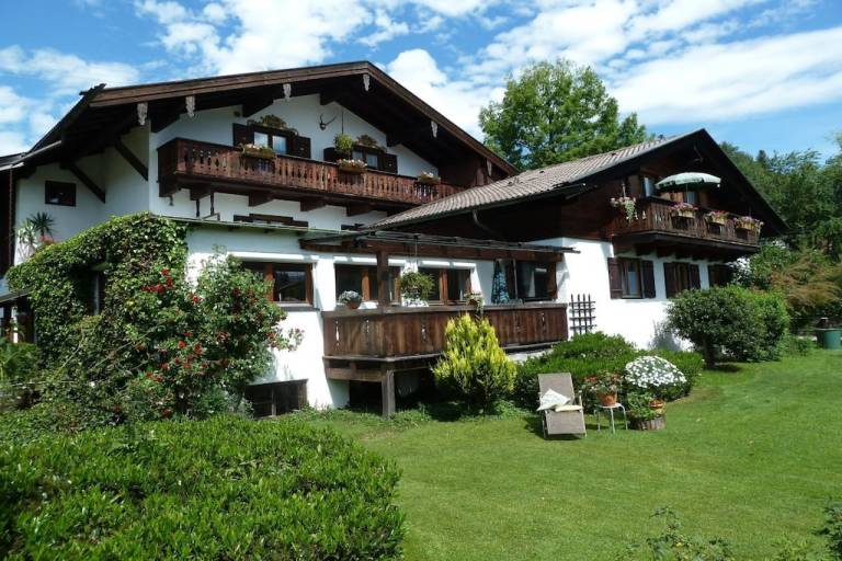 Ferienhaus in Bad Wiessee, für max. 2 Personen Ferienhaus in Bad Wiessee, für max. 2 Personen