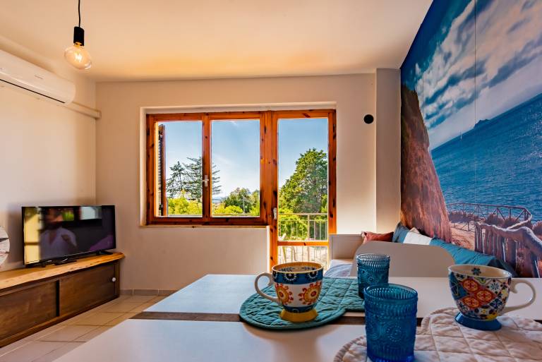 Holiday apartment with private pool in Porto Azzurro