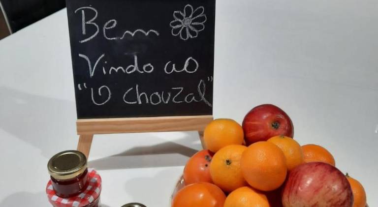 Vacation home with patio & BBQ in Viseu