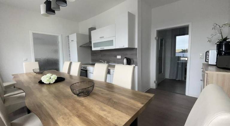 Rental apartment with patio, garden & grill — photo 3