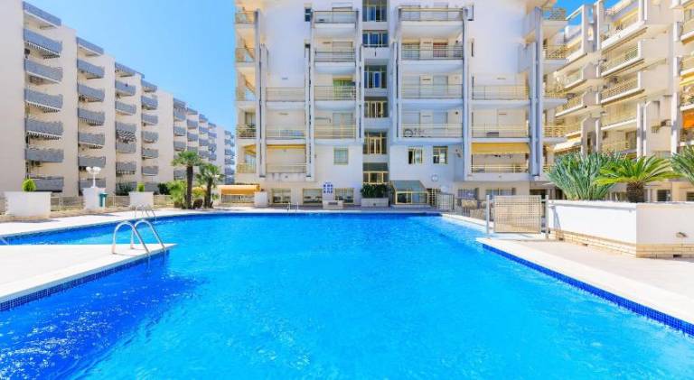 Prime Location Penthouse with Stunning Sea Views — photo 2