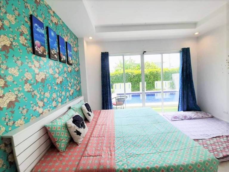 Vacation home with pool & barbeque | Suitable for remote work — photo 2