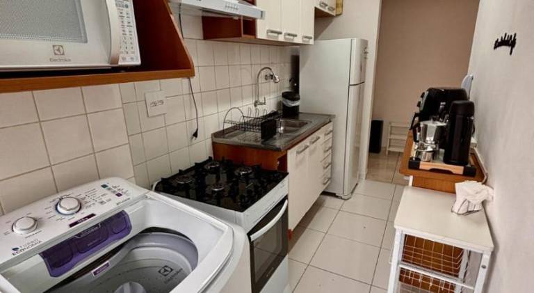 Apartment with pool — photo 4
