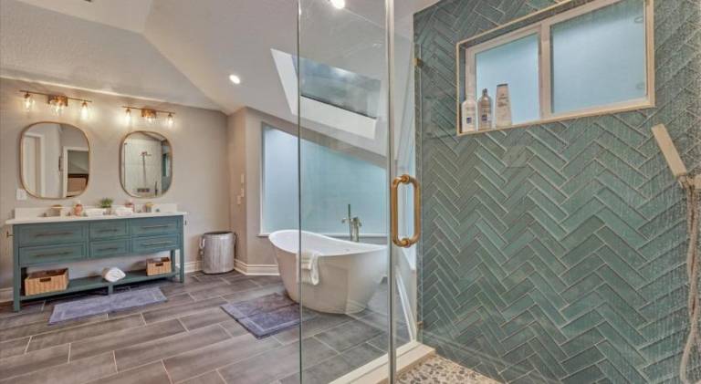 Vacation home with hot tub & pool | Good for workation | Pet-friendly — photo 2