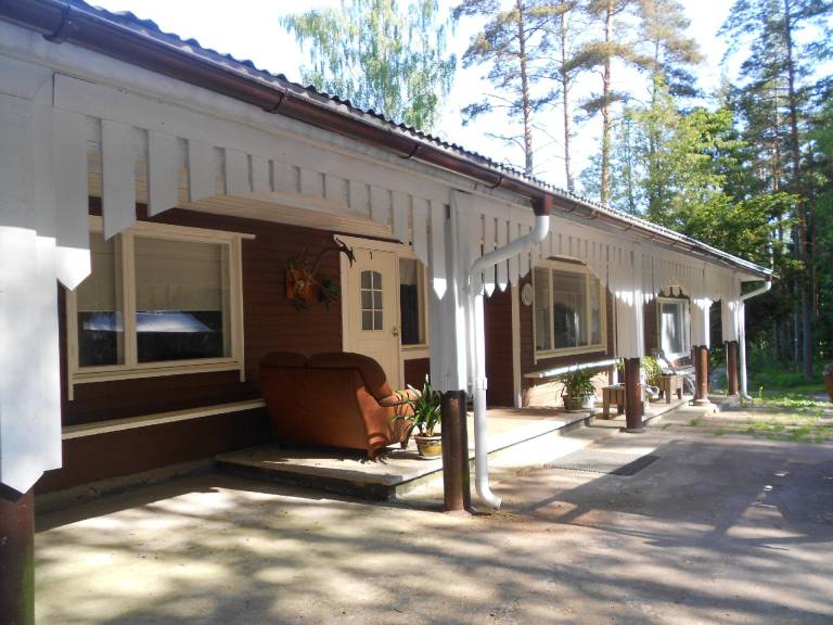 Vacation home with hot tub, yard & patio | Dogs allowed — photo 4