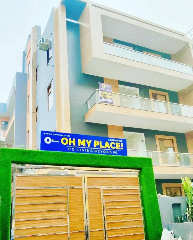 Oh My Place Noida - 93 in Noida
