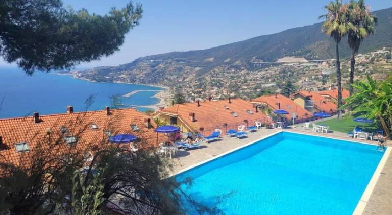Holiday apartment with pool | Pets are welcome — photo 2