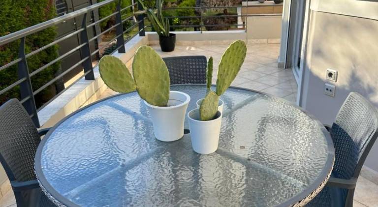 Fully equipped lovely villa with yard & terrace | Close to the beach | Good for workation | Dogs allowed — photo 5