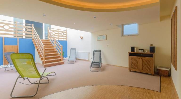 Fully equipped nice villa with garden, sauna & private pool | Pet-friendly — photo 3