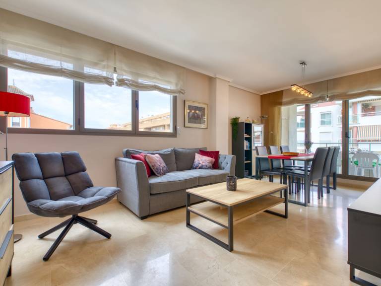 Rental apartment with yard, pool & terrace | Perfect for remote work — photo 5