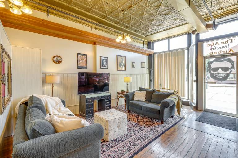 Cozy Abode in Historic Yankton - Heart of the City — photo 5
