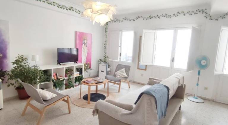 Rental apartment with terrace — photo 3