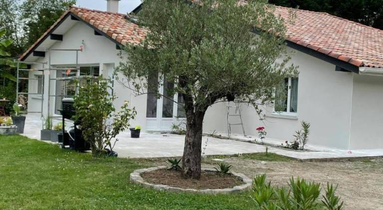 Nice house with heated pool, terrace & yard | Pets are welcome — photo 4