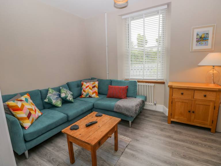 Child-friendly wonderful cottage with garden & jacuzzi | Beach view | Pet-friendly — photo 3