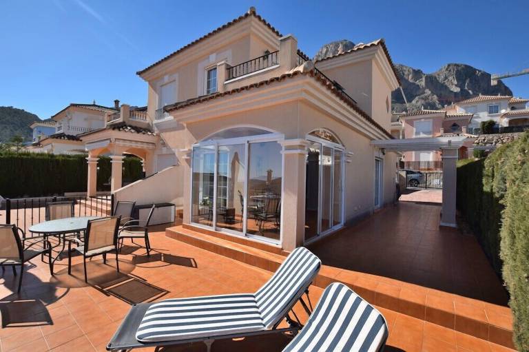 Casa La Nucia