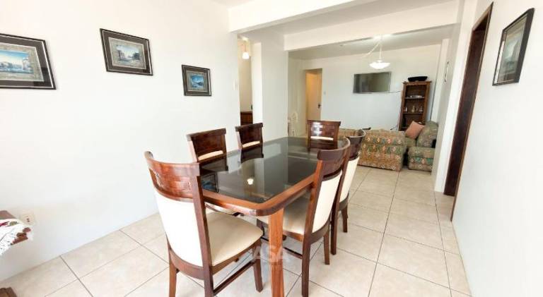 Apartment with 2 rooms for 6 persons — photo 3