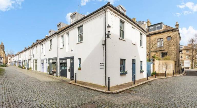 House with 3 rooms for 7 persons in Brighton