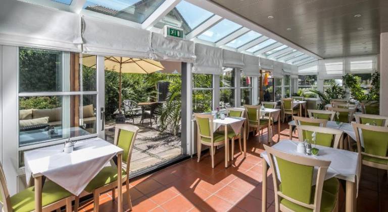 Hotel am Krone Park — photo 4