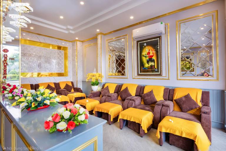 May Ngu Sac - Iridescent Clouds Hotel in Nha Trang — photo 3