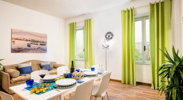 Apartment with 2 rooms for 6 persons — photo 2