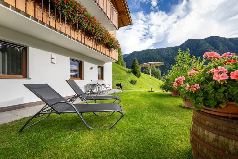 Holiday apartment with garden | Mountain view — photo 3