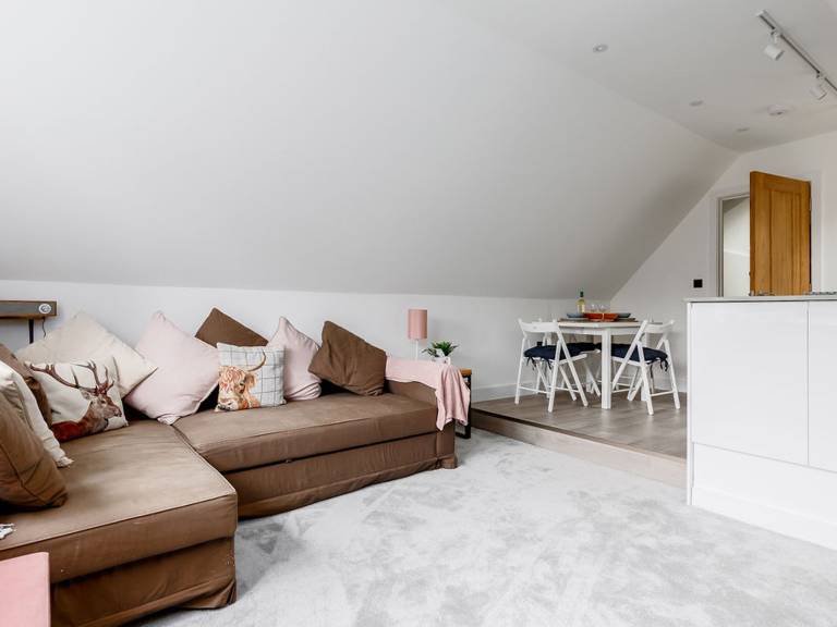 Family-friendly cottage with yard | Pets are welcome — photo 3