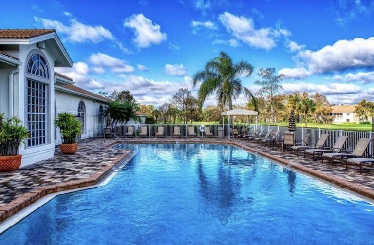 Condo Naples