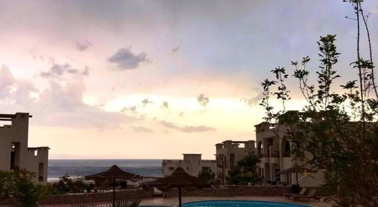 Nice holiday apartment with pool | Close to the beach | Pet-friendly in Dahab