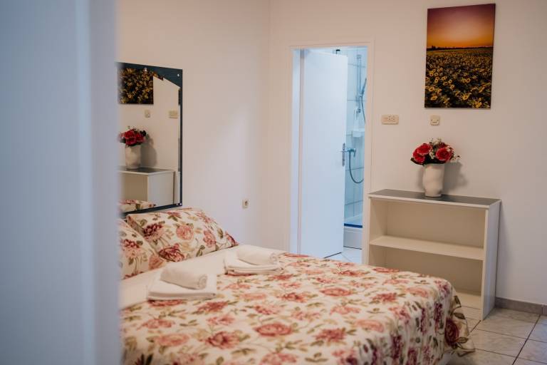 Rental apartment with terrace — photo 3