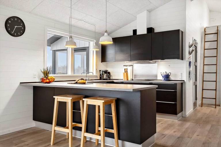 House with BBQ, terrace & sauna | Sea view — photo 2