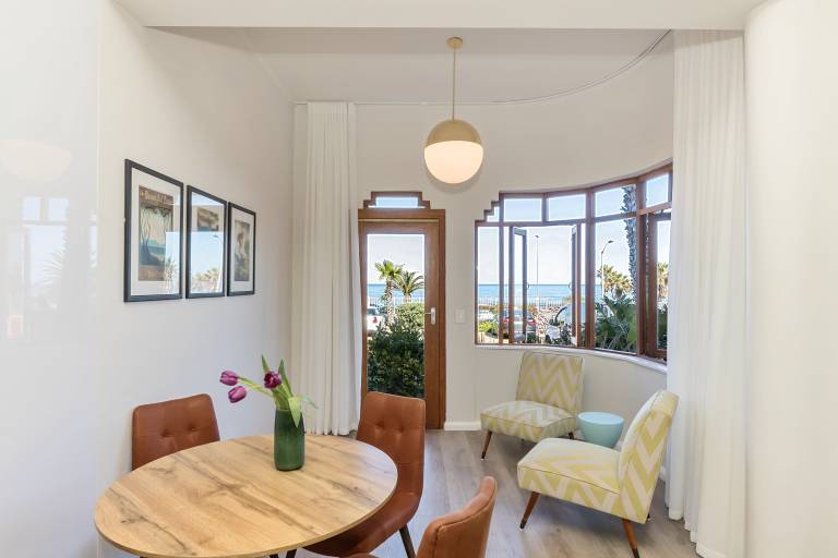Apartment  Camps Bay