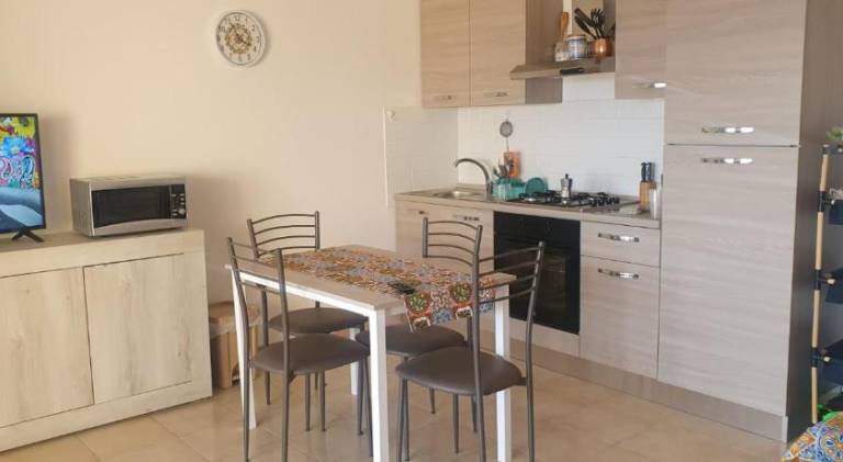 Apartment with 1 room for 4 persons — photo 5