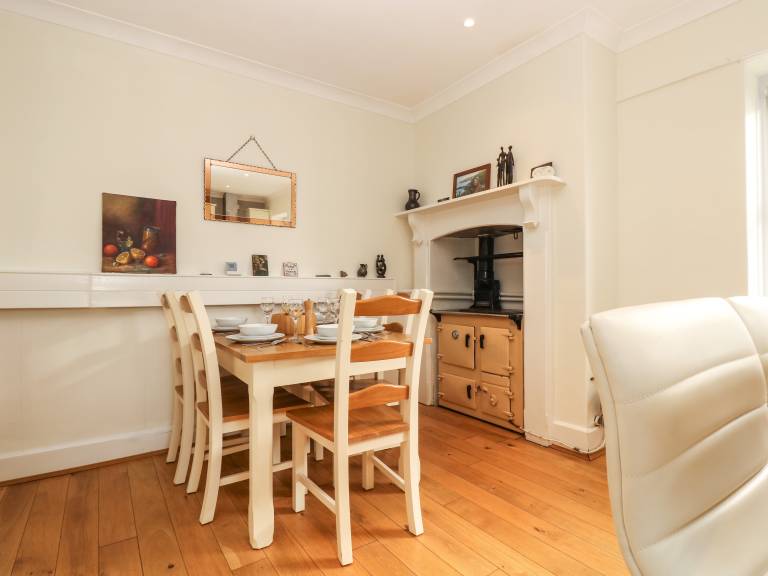 Children-friendly cottage with BBQ & garden | Beach view | Pets allowed — photo 4