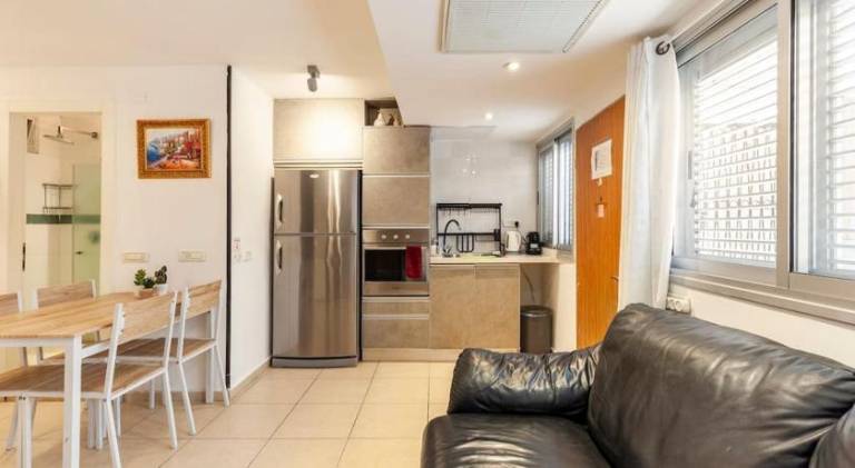 Holiday apartment | Next to Dizengoff Street in Tel Aviv
