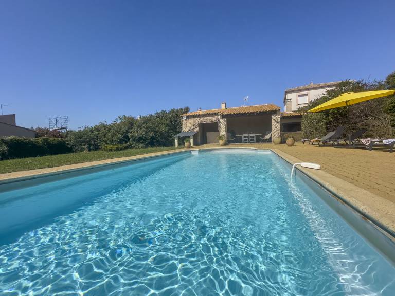 Villa Vias