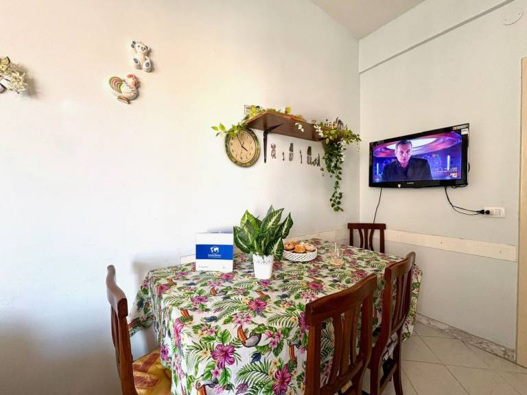 Rental apartment with 2 rooms for 4 persons — photo 4
