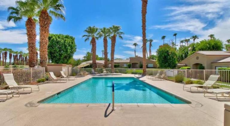 House with pool in Palm Desert, CA