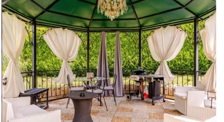 Chambre d'hote grise avec petit dejeuner Sauna et jacuzzi en option — photo 2