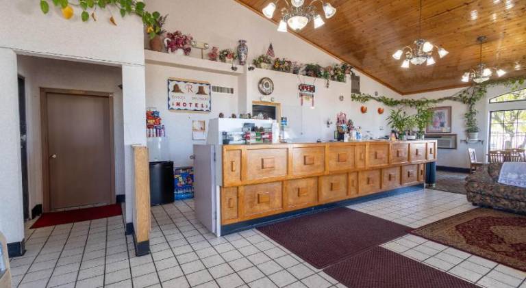 Royal Holiday Motel By Belvilla Gallup I-40 — photo 4