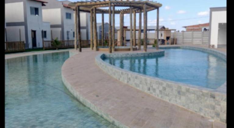 Vacation home with pool — photo 3
