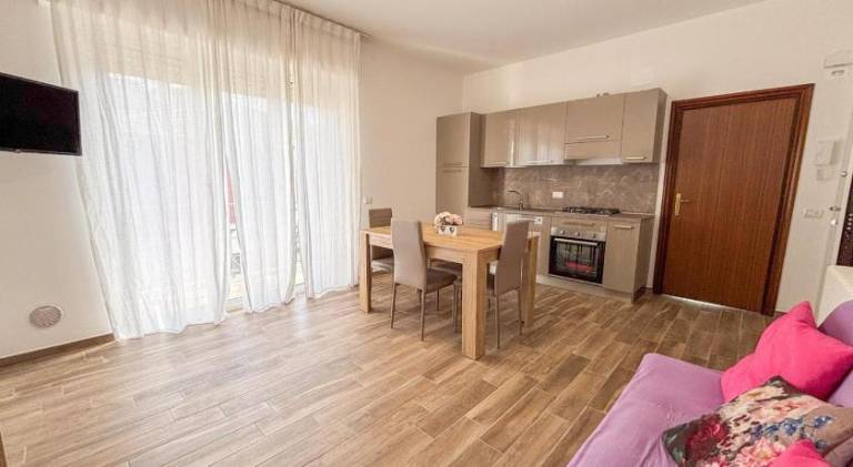 Holiday apartment with 2 rooms for 4 persons — photo 2