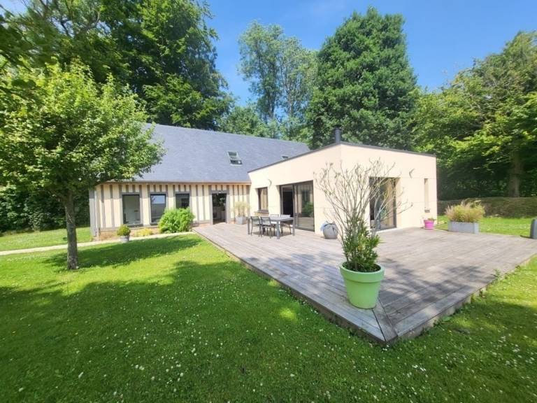 A L OMBRE DES POMMIERS Maison Normande